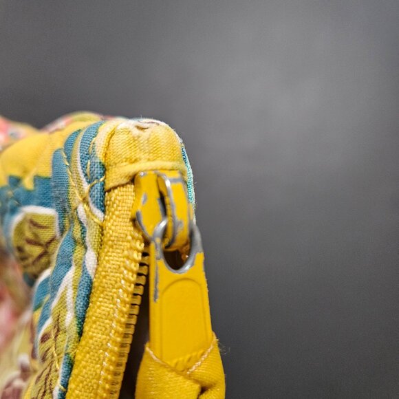 Vera Bradley Provencal Retired Pattern (Fall 2012) Travel Cosmetic Bag - Picture 12 of 13